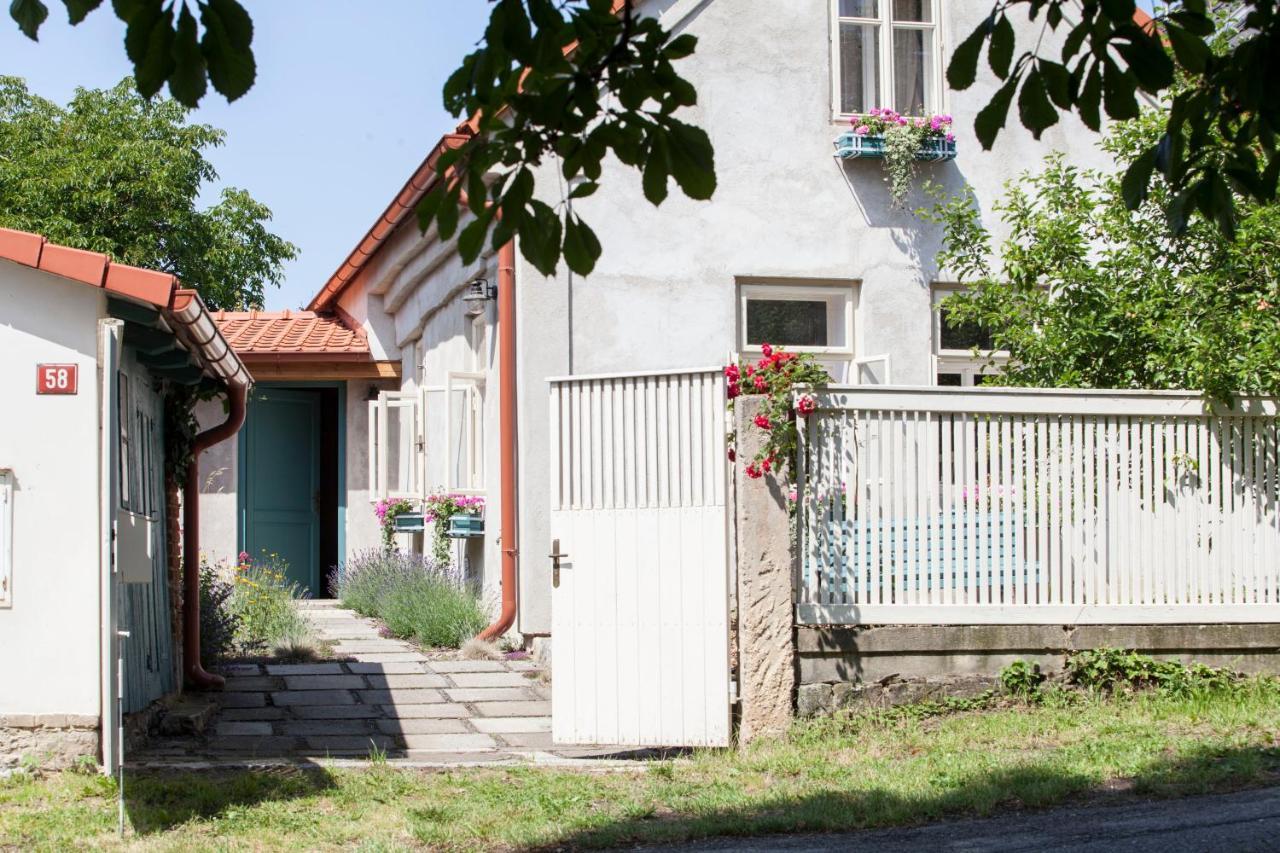 Domecek Na Kvetinovem Statku Villa Zdice ภายนอก รูปภาพ